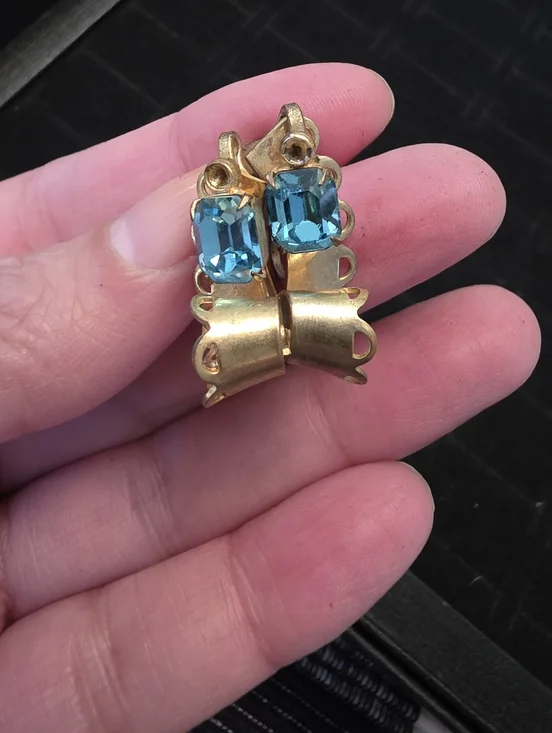 2 Trays Huge Bling Vintage To Antique Earring Necklace Brooch Lot Bundle - Picture 14 of 15